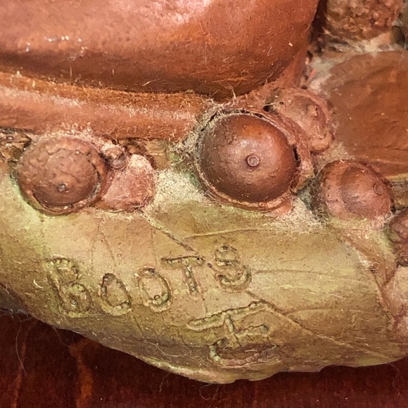 A Vintage Tom Clark Creation “Boots” 1983 Signed . - Picture 10 of 16